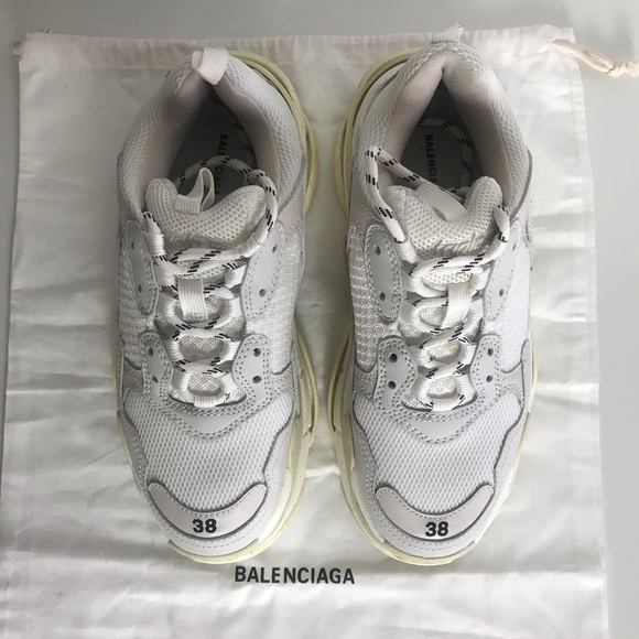 Balenciaga Triple S Sneakers ⚡️ SOLD - Picture 2 of 11